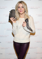 Julianne Hough : julianne-hough-1386507561.jpg