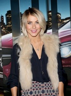 Julianne Hough : julianne-hough-1417123518.jpg