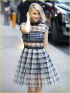 Julianne Hough : julianne-hough-1426357185.jpg