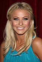 Julianne Hough : juliannehough_1290021548.jpg