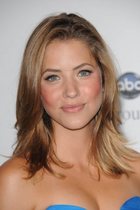 Julie Gonzalo : juliegonzalo_1255842589.jpg