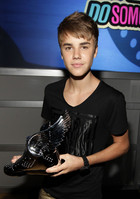 Justin Bieber : justin-bieber-1313448566.jpg