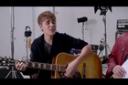 Justin Bieber : justin-bieber-1321416439.jpg