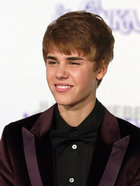 Justin Bieber : justin-bieber-1322144297.jpg