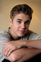 Justin Bieber : justin-bieber-1345144476.jpg