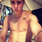 Justin Bieber : justin-bieber-1357066202.jpg