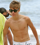 Justin Bieber : justin-bieber-1362960128.jpg