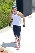 Justin Bieber : justin-bieber-1369757783.jpg