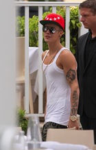 Justin Bieber : justin-bieber-1370282757.jpg