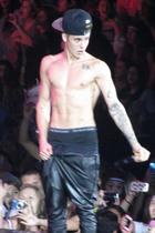 Justin Bieber : justin-bieber-1375001571.jpg