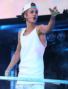 Justin Bieber : justin-bieber-1375304737.jpg