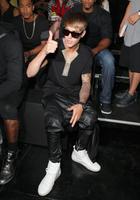 Justin Bieber : justin-bieber-1378834811.jpg