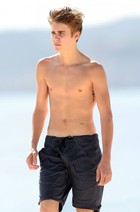 Justin Bieber : justin-bieber-1380581791.jpg