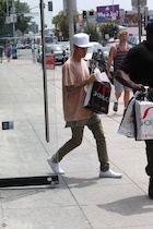 Justin Bieber : justin-bieber-1437396001.jpg