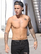 Justin Bieber : justin-bieber-1437672961.jpg