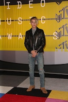 Justin Bieber : justin-bieber-1441068301.jpg