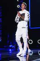 Justin Bieber : justin-bieber-1442061001.jpg