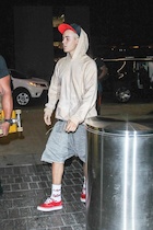 Justin Bieber : justin-bieber-1443320641.jpg