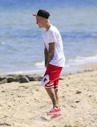 Justin Bieber : justin-bieber-1443395701.jpg