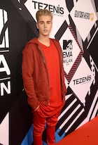 Justin Bieber : justin-bieber-1445827321.jpg