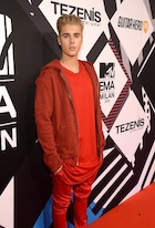 Justin Bieber : justin-bieber-1445827321.jpg