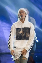 Justin Bieber : justin-bieber-1445895722.jpg