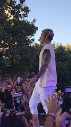 Justin Bieber : justin-bieber-1447421041.jpg