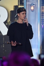 Justin Bieber : justin-bieber-1447621501.jpg