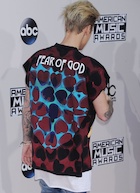 Justin Bieber : justin-bieber-1448291161.jpg