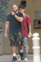 Justin Bieber : justin-bieber-1448430841.jpg