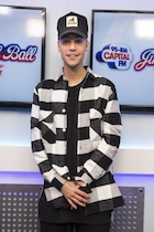 Justin Bieber : justin-bieber-1449538201.jpg