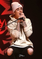 Justin Bieber : justin-bieber-1449671761.jpg