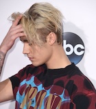 Justin Bieber : justin-bieber-1449705601.jpg