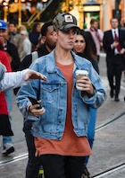 Justin Bieber : justin-bieber-1449947162.jpg