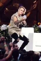 Justin Bieber : justin-bieber-1450042921.jpg