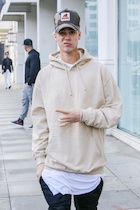 Justin Bieber : justin-bieber-1450100521.jpg