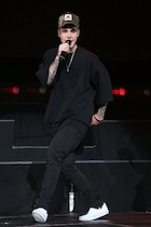 Justin Bieber : justin-bieber-1450528562.jpg