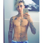 Justin Bieber : justin-bieber-1451351521.jpg