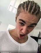 Justin Bieber : justin-bieber-1451937961.jpg