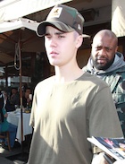 Justin Bieber : justin-bieber-1453136041.jpg