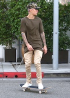 Justin Bieber : justin-bieber-1453140001.jpg