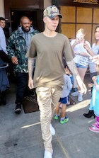 Justin Bieber : justin-bieber-1453145041.jpg