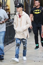 Justin Bieber : justin-bieber-1453352401.jpg