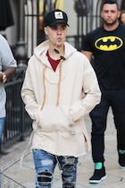 Justin Bieber : justin-bieber-1453354921.jpg