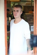 Justin Bieber : justin-bieber-1472266441.jpg