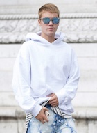 Justin Bieber : justin-bieber-1474347961.jpg