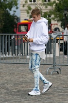 Justin Bieber : justin-bieber-1474351921.jpg