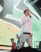 Justin Bieber : justin-bieber-1480207681.jpg