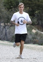 Justin Bieber : justin-bieber-1482381001.jpg