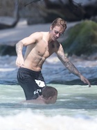 Justin Bieber : justin-bieber-1482880681.jpg